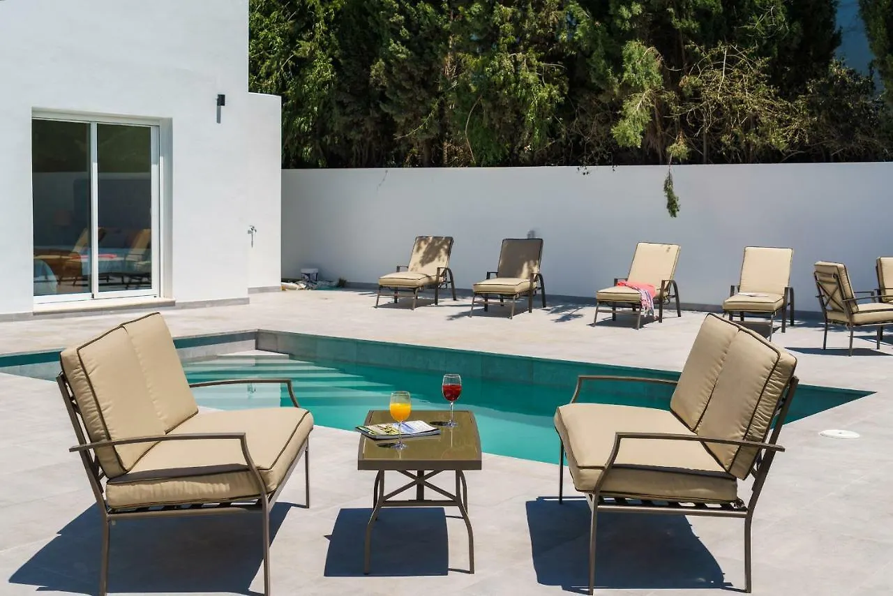Calle Londres Villa Marbella Spain
