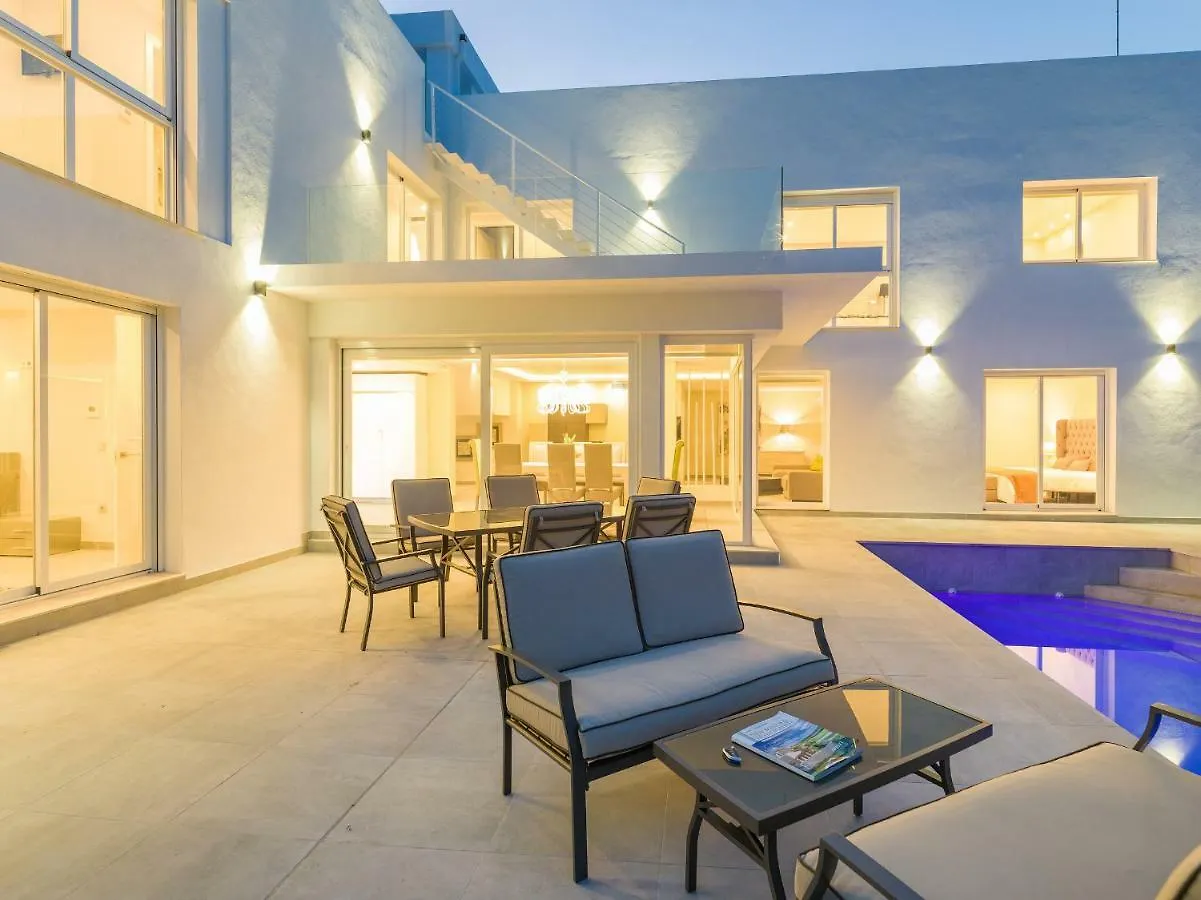 Villa Calle Londres Marbella
